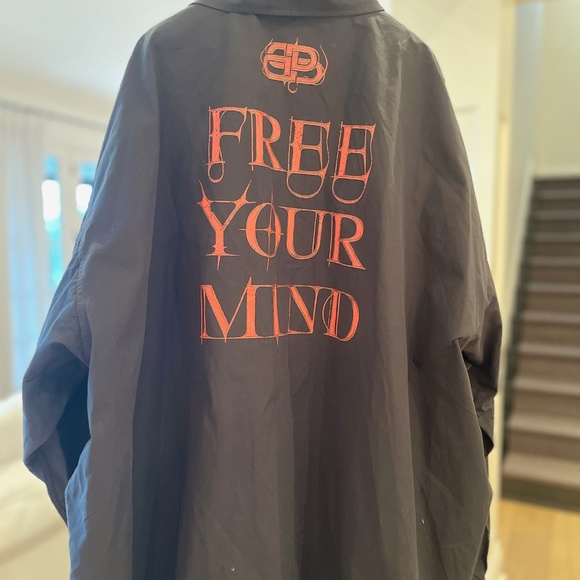 Balenciaga Free Your Mind Long Sleeve Button Down Collard Shirt - Picture 3 of 7